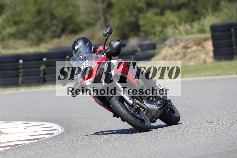 /Archiv-2025/48 25.08.2025 Cornu Master School ADR/blau-bleu/26